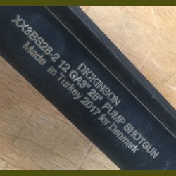 Dickinson XX3 pump-gun   lb  cal 12/76  71cm langt 