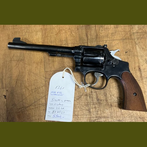 Smith &amp; wesson  K22 "outdoorman" (1938) cal.22