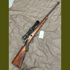 TOZ cal 22 boltaction incl kikkert (brugt)